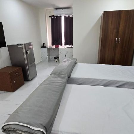 Single Suite Room Hyderabad Esterno foto